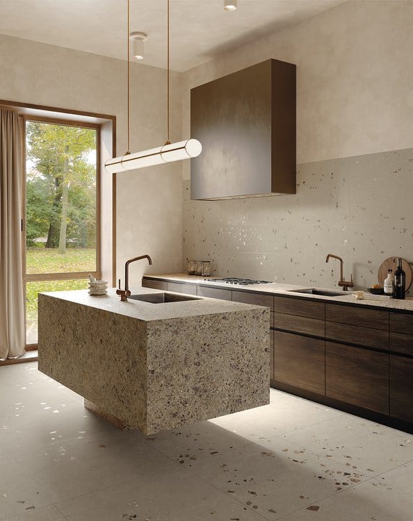 generated_fap_materiapura_2025_cucina_fb01_tortora_hr.jpg.0x750_q85_crop_upscale Terrazzo Fliesen in der Küche
